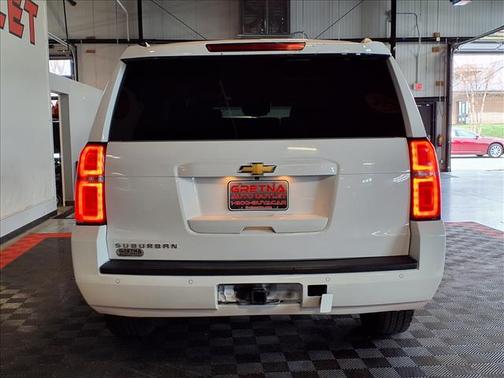 2016 Chevrolet Suburban LT