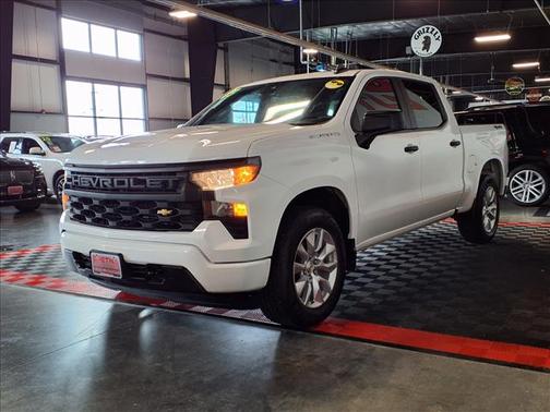 Summit White 2023 Chevrolet Silverado 1500 Custom