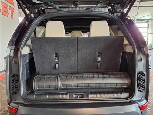 2018 Land Rover Discovery SE