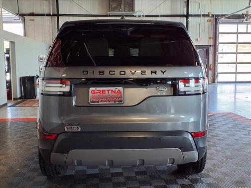 2018 Land Rover Discovery SE