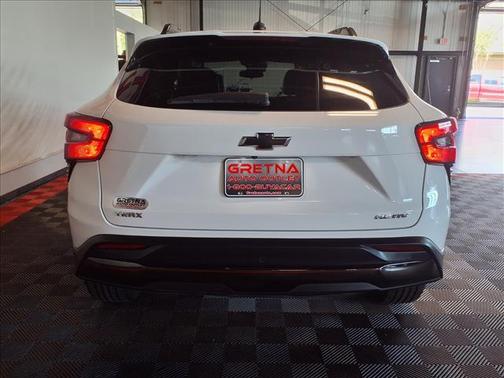 Summit White 2025 Chevrolet Trax FWD ACTIV