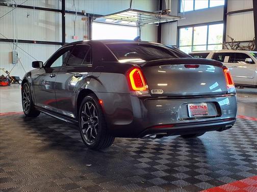 2018 Chrysler 300 S