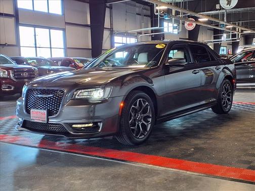 2018 Chrysler 300 S