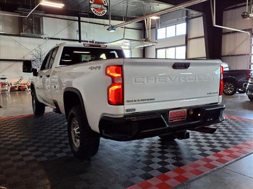 Summit White 2021 Chevrolet Silverado 2500 Custom