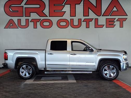 Quicksilver Metallic 2017 GMC Sierra 1500 SLT