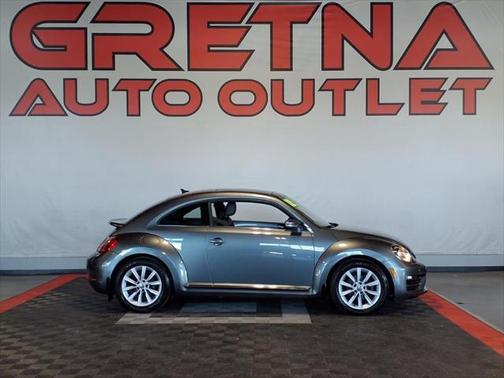 2018 Volkswagen Beetle 2.0T SE