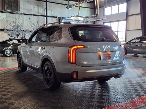Wolf Gray 2023 Kia Telluride SX Prestige X-Line