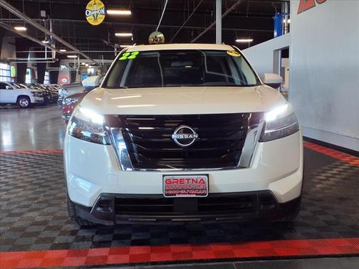 2022 Nissan Pathfinder SV 4WD
