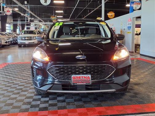 Agate Black Metallic 2022 Ford Escape SE