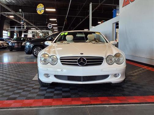 2004 Mercedes-Benz SL-Class