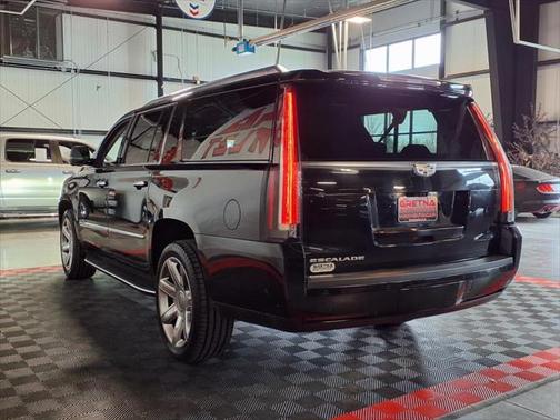 2020 Cadillac Escalade ESV Premium Luxury