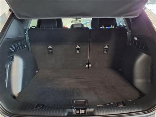 Oxford White 2020 Ford Escape SE