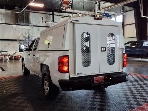 Summit White 2018 Chevrolet Silverado 1500 WT