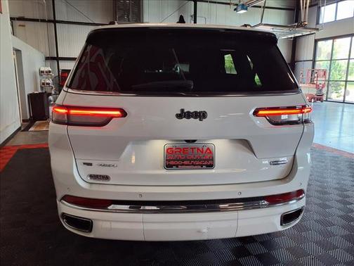 Bright White Clearcoat 2023 Jeep Grand Cherokee L Overland