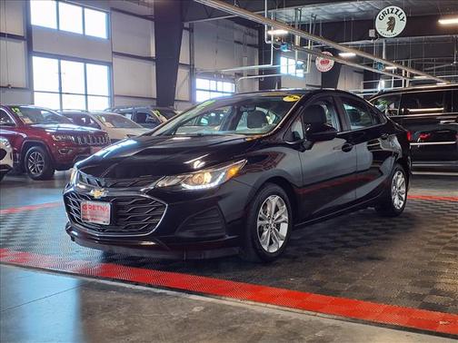 Mosaic Black Metallic 2019 Chevrolet Cruze LT