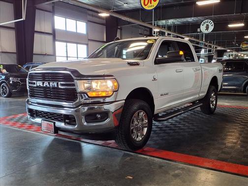 Bright White Clearcoat 2021 RAM 2500 Big Horn Crew Cab 4x4 6'4' Box