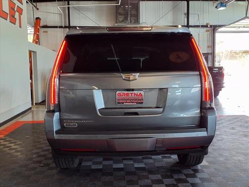 2018 Cadillac Escalade Luxury