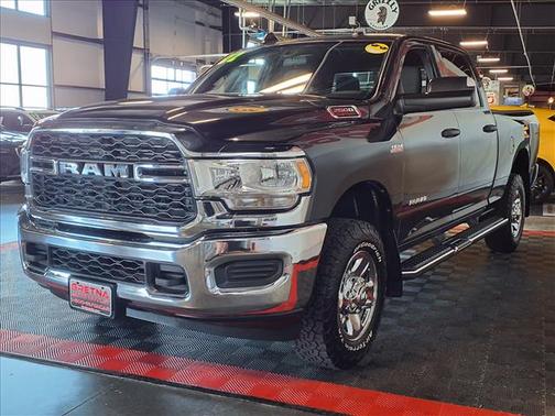 Maximum Steel Metallic Clearcoat 2022 RAM 2500 Tradesman Crew Cab 4x4 6'4' Box