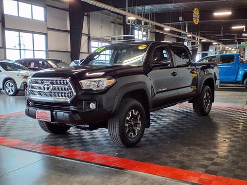 2017 Toyota Tacoma SR5