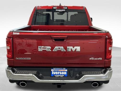Molten Red Pearlcoat 2026 RAM 1500 Laramie
