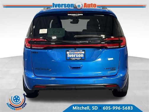 2026 Chrysler Pacifica Limited