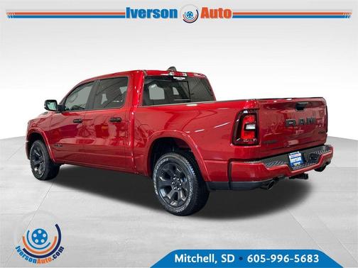 Molten Red Pearlcoat 2026 RAM 1500 Big Horn/Lone Star