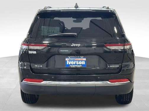 2022 Jeep Grand Cherokee Laredo