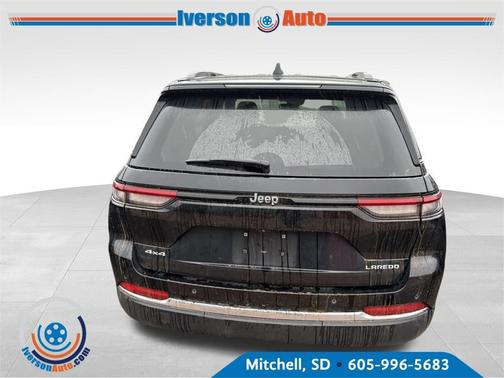 2022 Jeep Grand Cherokee Laredo