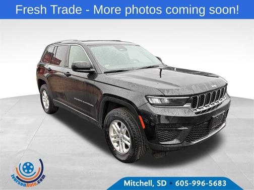 2022 Jeep Grand Cherokee Laredo