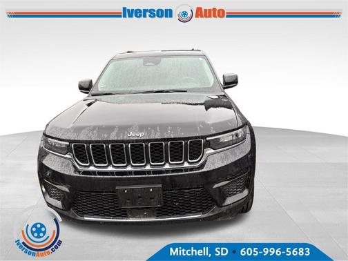 2022 Jeep Grand Cherokee Laredo