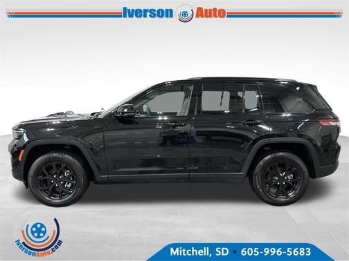 2024 Jeep Grand Cherokee Laredo