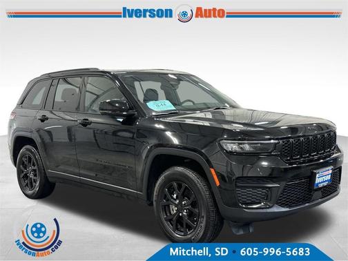 2024 Jeep Grand Cherokee Laredo