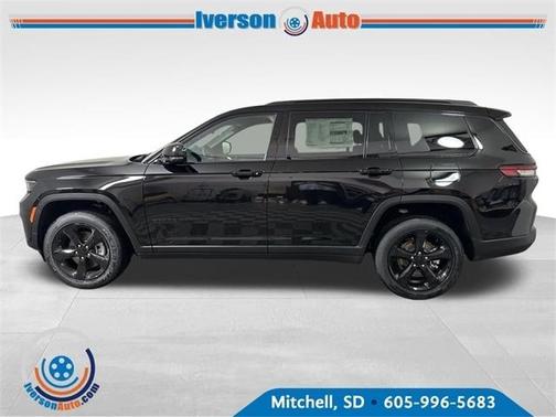 2025 Jeep Grand Cherokee L Laredo