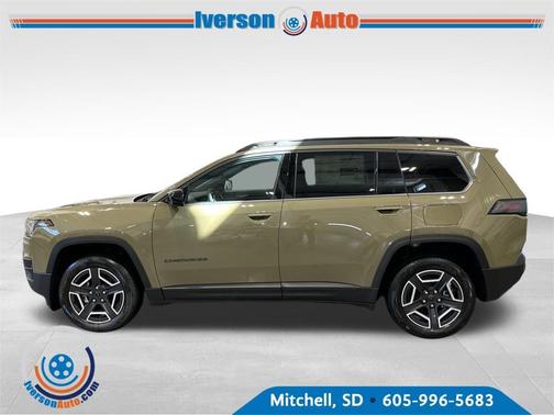 41 2026 Jeep Cherokee LAREDO/LIMITED
