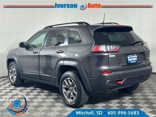 2022 Jeep Cherokee Trailhawk