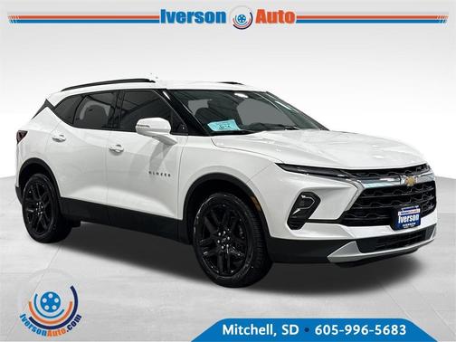 Summit White 2024 Chevrolet Blazer LT