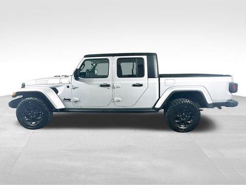2023 Jeep Gladiator Sport