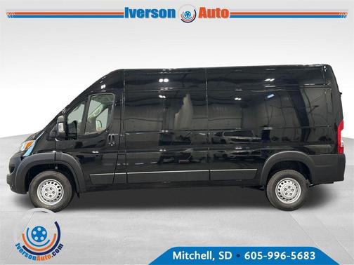 Black Clearcoat 2026 RAM ProMaster 2500 High Roof