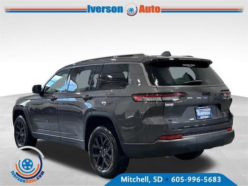2026 Jeep Grand Cherokee L Laredo
