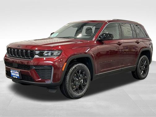 2026 Jeep Grand Cherokee Laredo