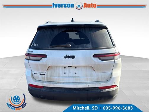 2021 Jeep Grand Cherokee L Laredo