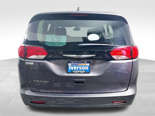 2023 Chrysler Voyager LX