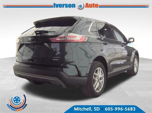 Blue Metallic 2024 Ford Edge SEL