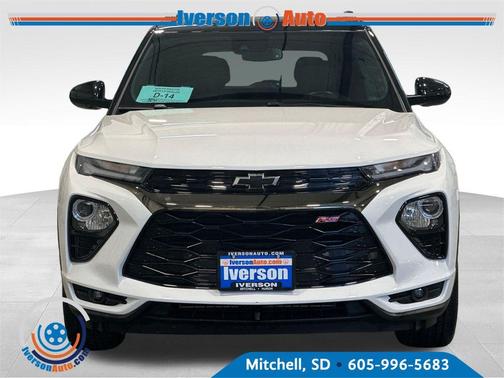 Summit White 2023 Chevrolet Trailblazer RS
