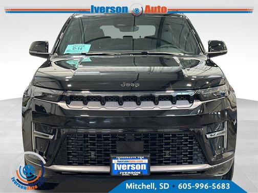 Gloss Black 2026 Jeep Grand Wagoneer Limited