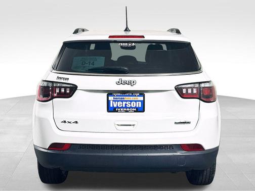 2022 Jeep Compass Latitude Lux