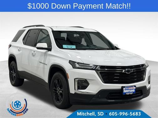 2023 Chevrolet Traverse LT Cloth