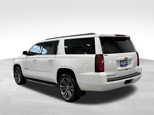 Summit White 2018 Chevrolet Suburban LT