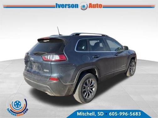 2021 Jeep Cherokee Latitude Lux