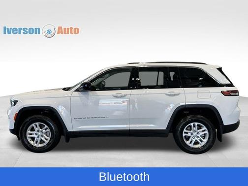 2022 Jeep Grand Cherokee Laredo